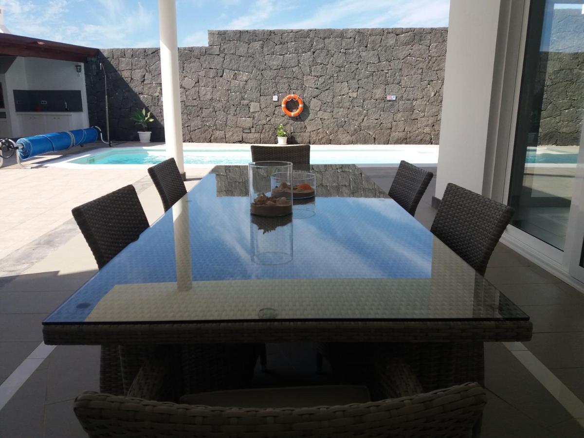 Villa Lanzarote Puerto Calero Exterior foto